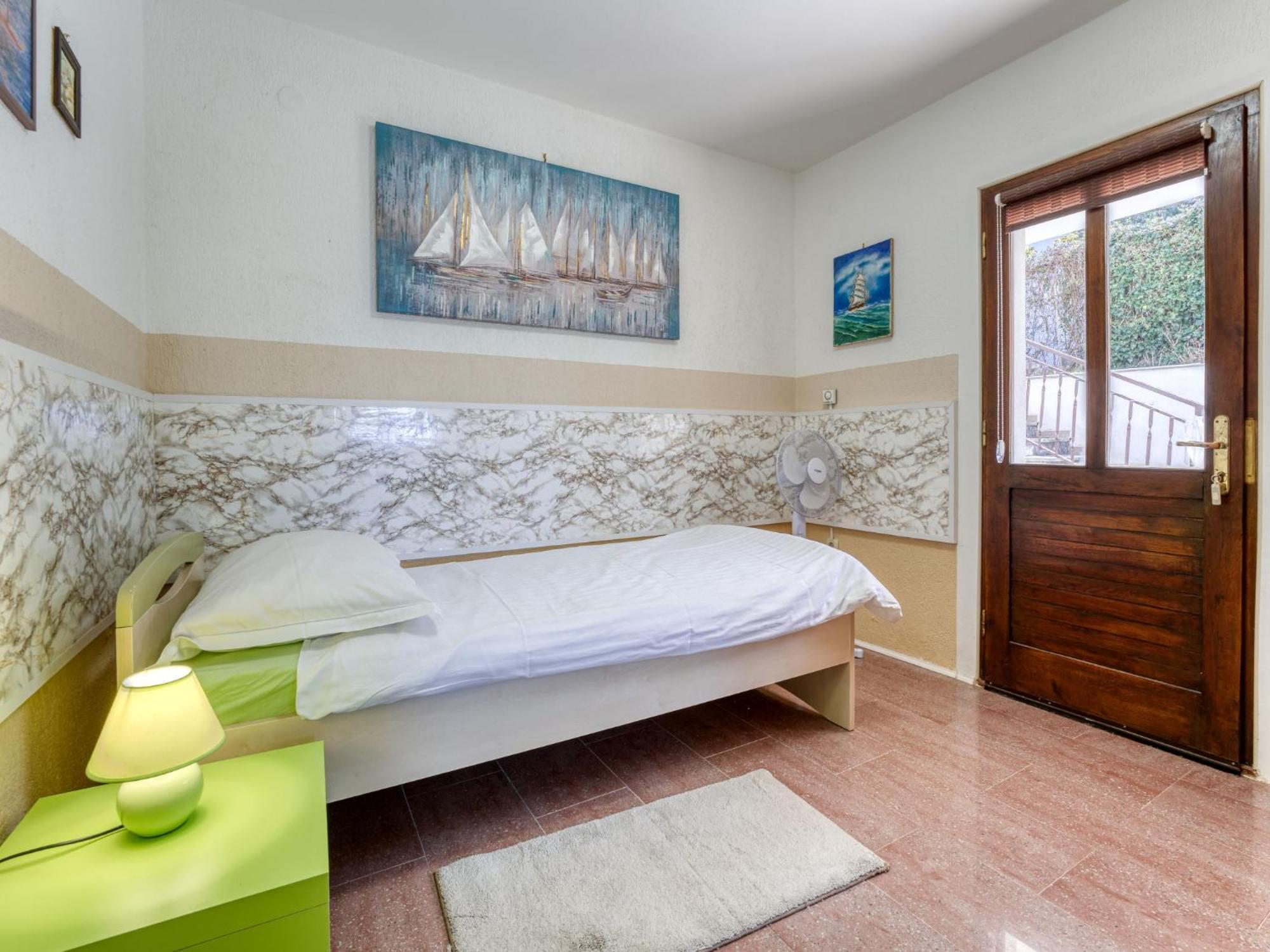 Apartment Albaneze By Interhome Njivice Eksteriør billede